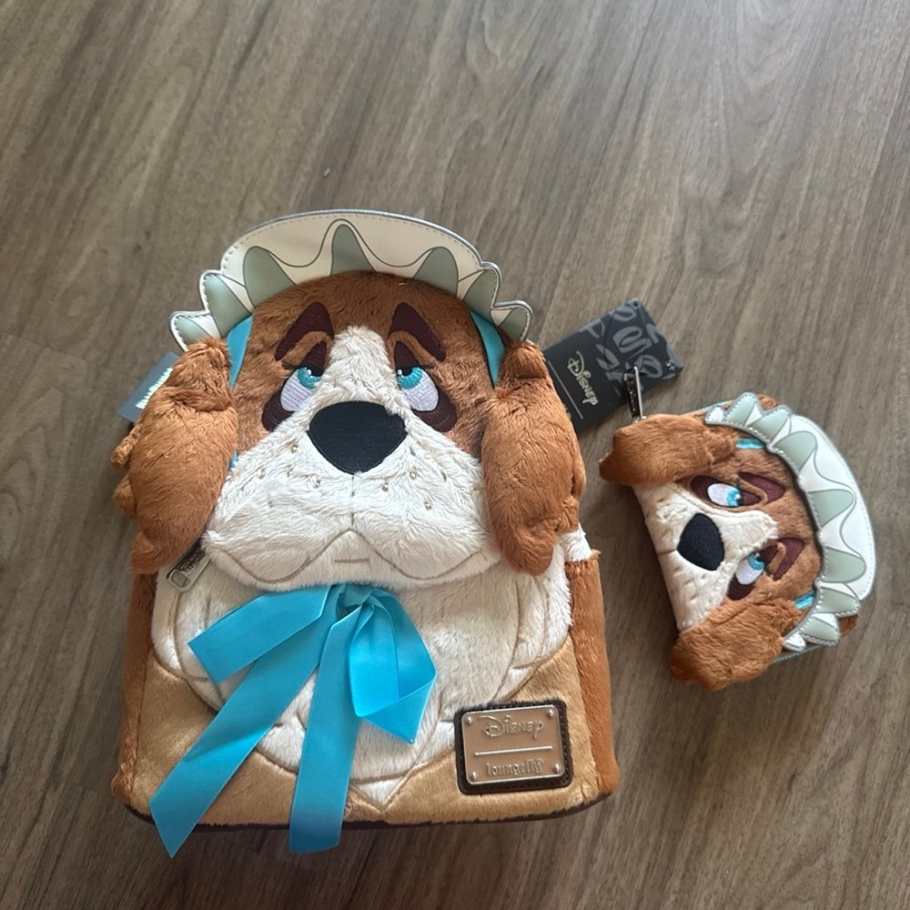 Loungefly Peter Pan Nana Cosplay Plush Mini Backpack & Wallet NWT
New rare